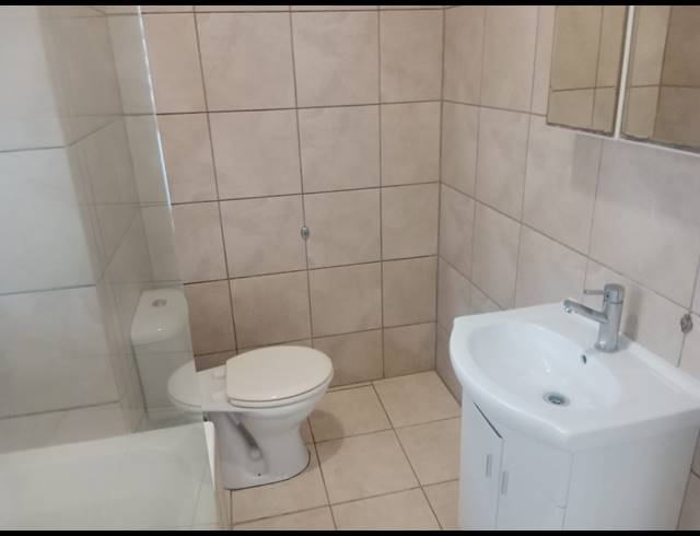 2 BEDROOM SECTIONAL TITLE FOR SALE IN SHELLY BEACH